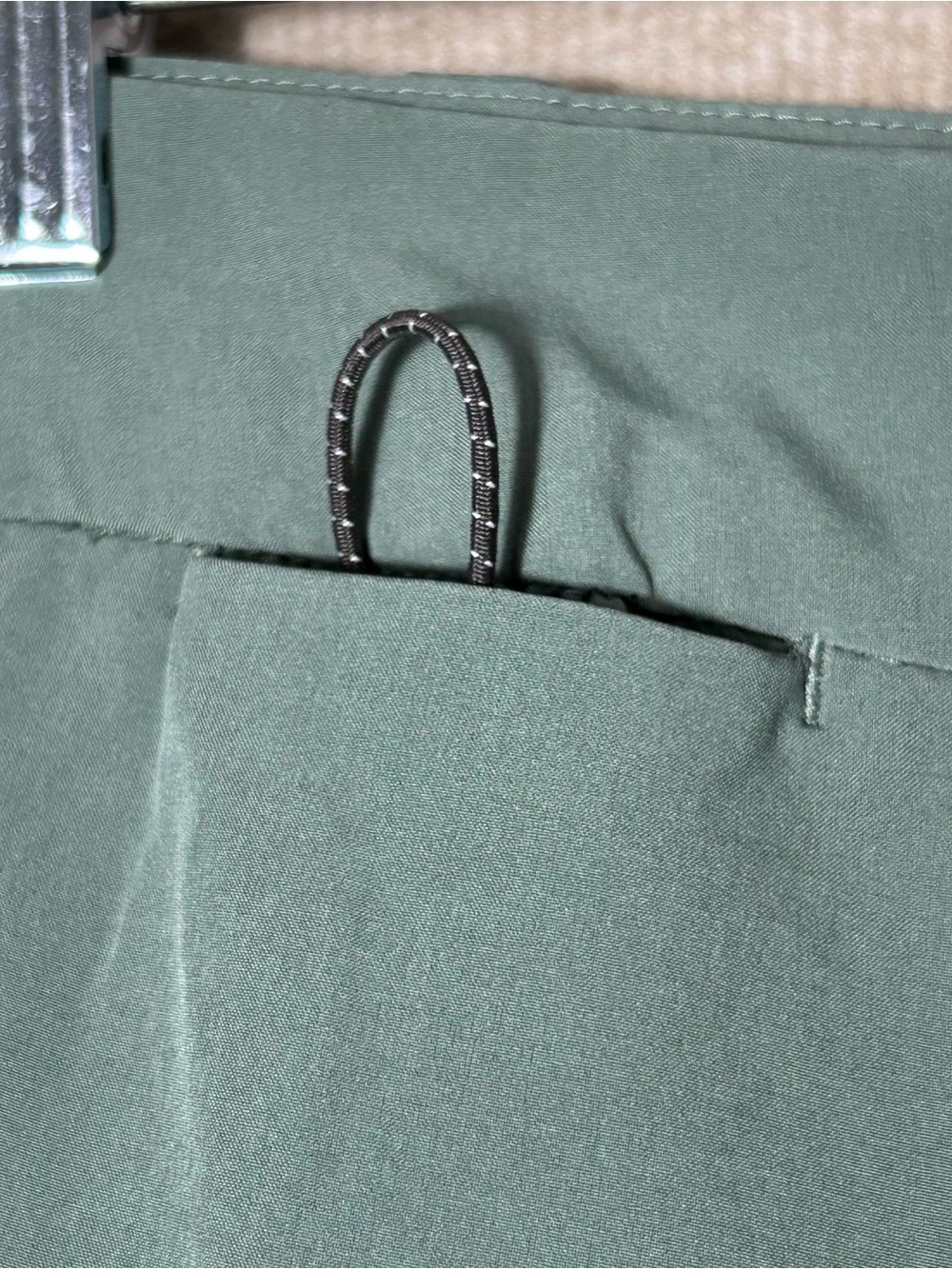 New Coolibar Trek Hybrid Shorts Mens Tag Size 38 Green Outdoor Hiking Comfort - Picture 9 of 15